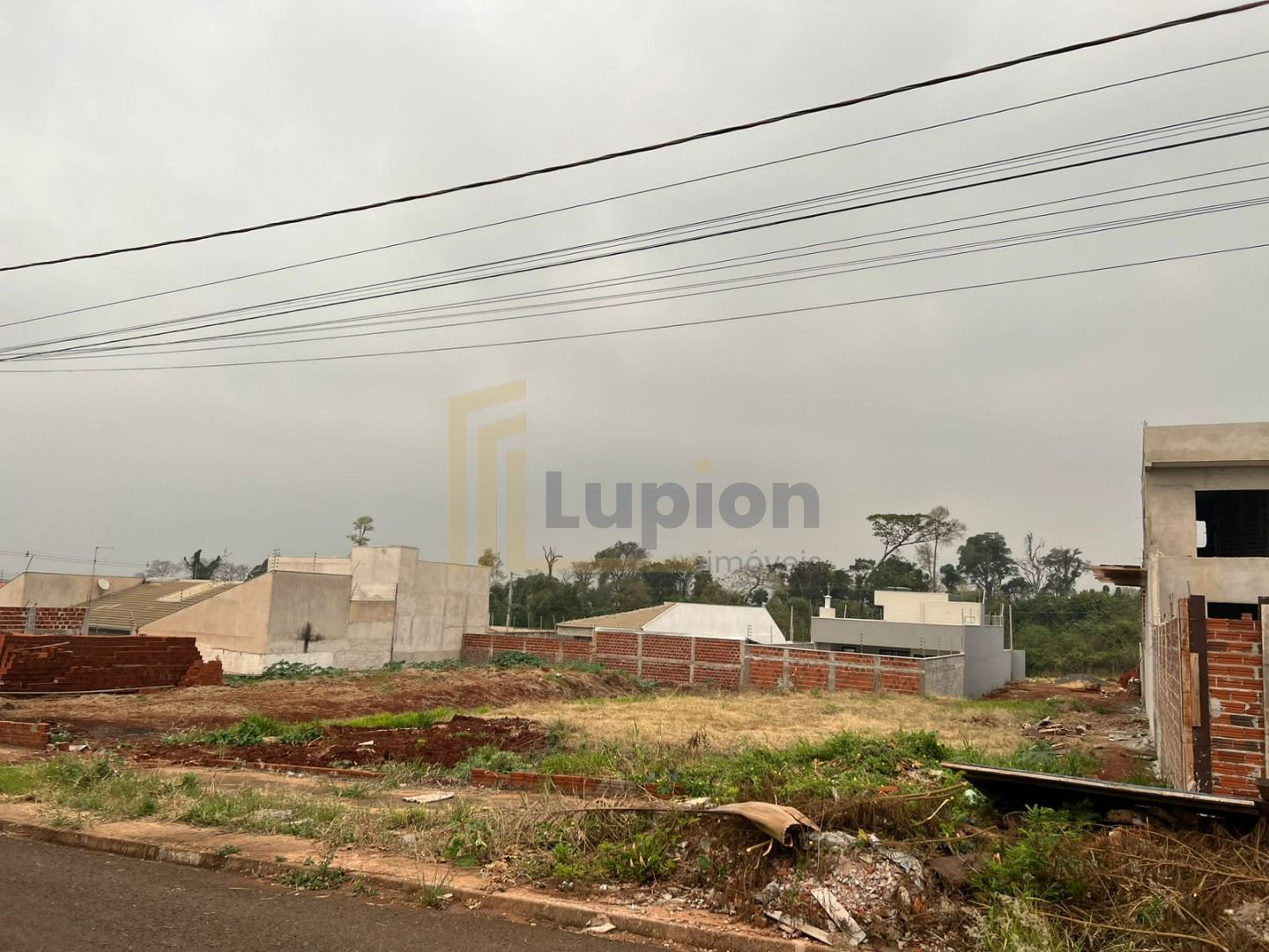 Terreno à Venda 578 m  no Jardim Paulista III, Maringá  Excele...