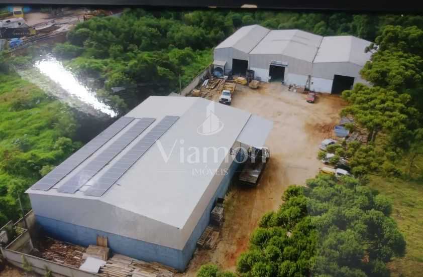 Terreno com Galpões em Colombo  Renda de R  23 mil mês, Invest...