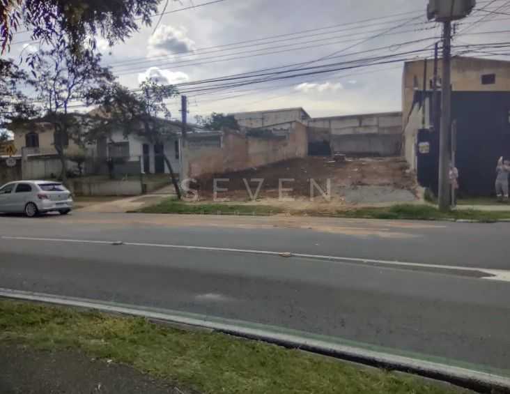 Terreno Plano e Pronto para Construção em Localização Privileg...