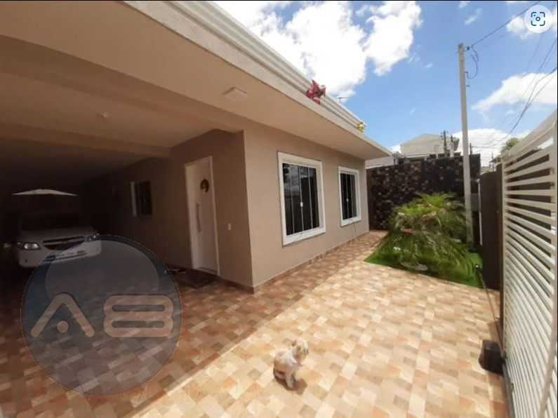 Casa Espetacular com Piscina à Venda no Pinheirinho  Conforto ...