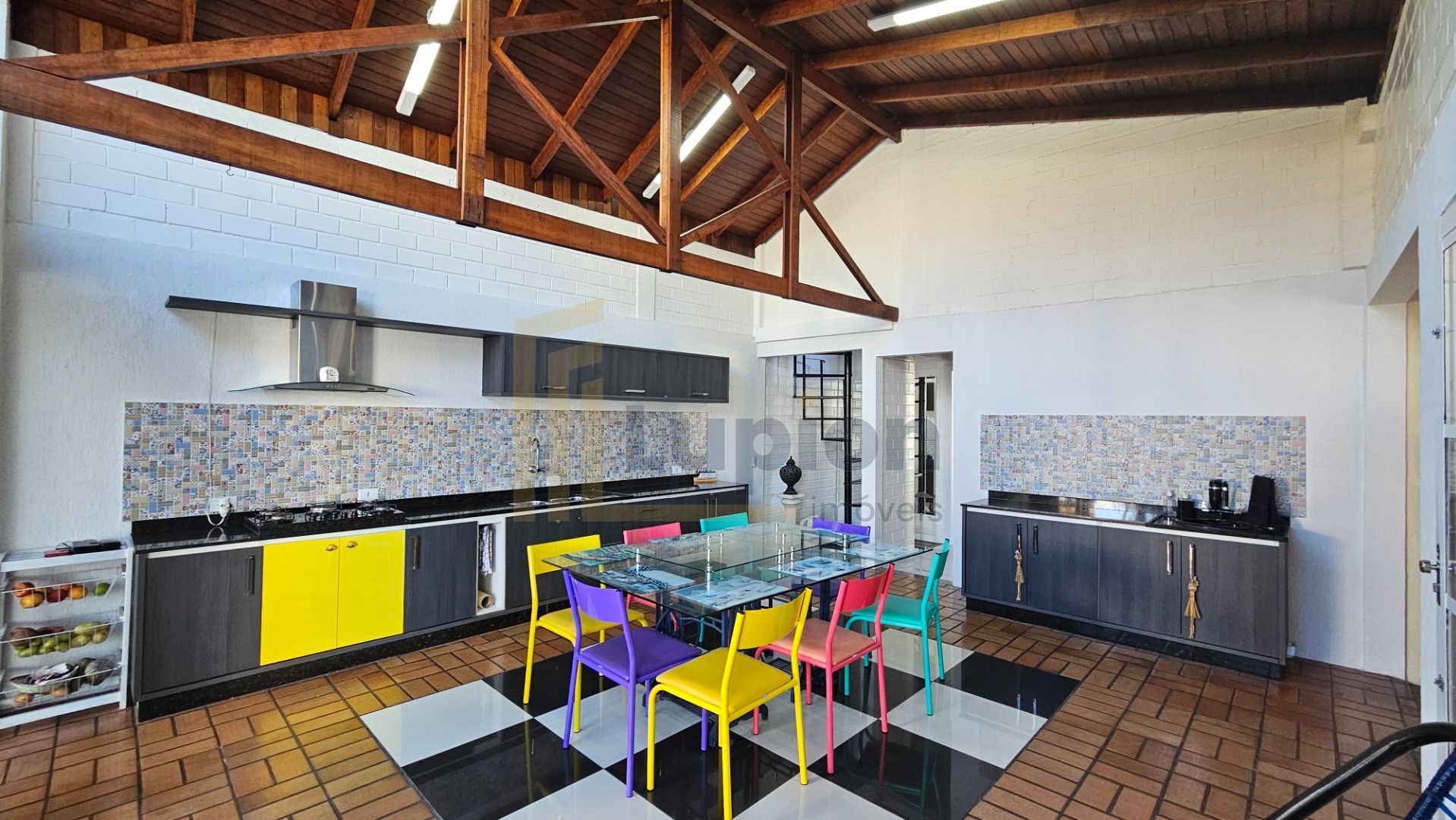 Ótima casa à venda em Araucária  3 quartos, suíte, garagem e a...