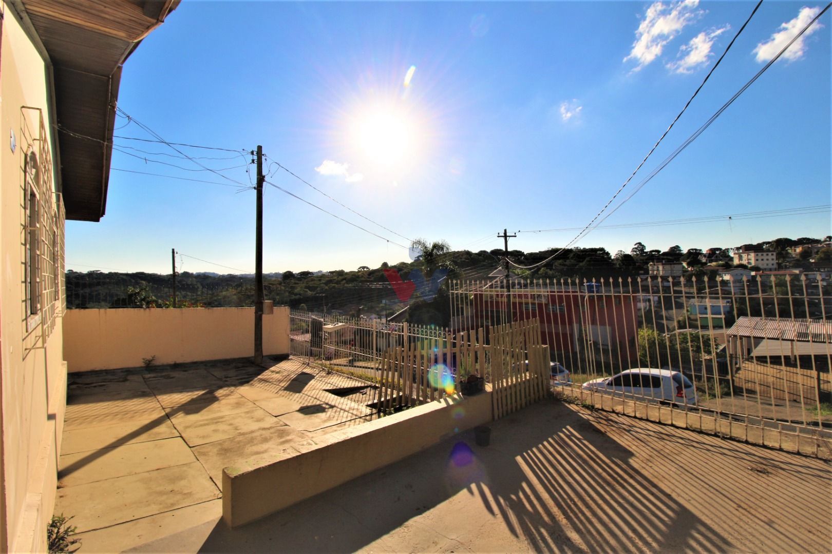 Terreno com 2 Casas à Venda em Colombo, Espaço, Conforto e Óti...