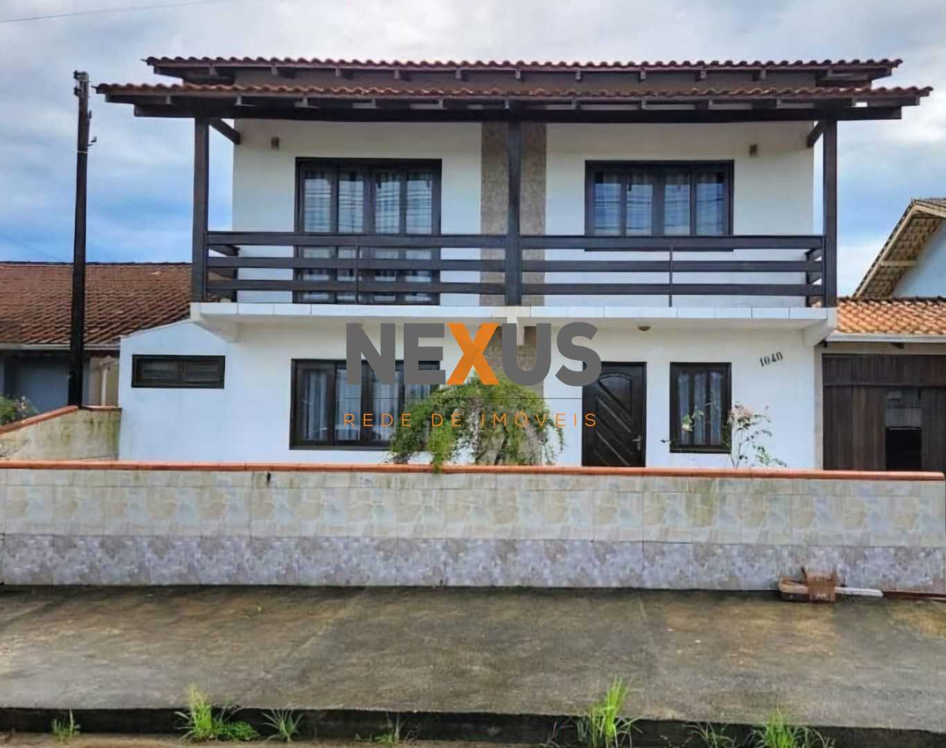 Sobrados Espaçosos na Praia do Ubatuba  São Francisco do Sul SC