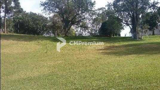 Terreno à Venda com Mina dÁgua e Potencial de Construção, Opo...