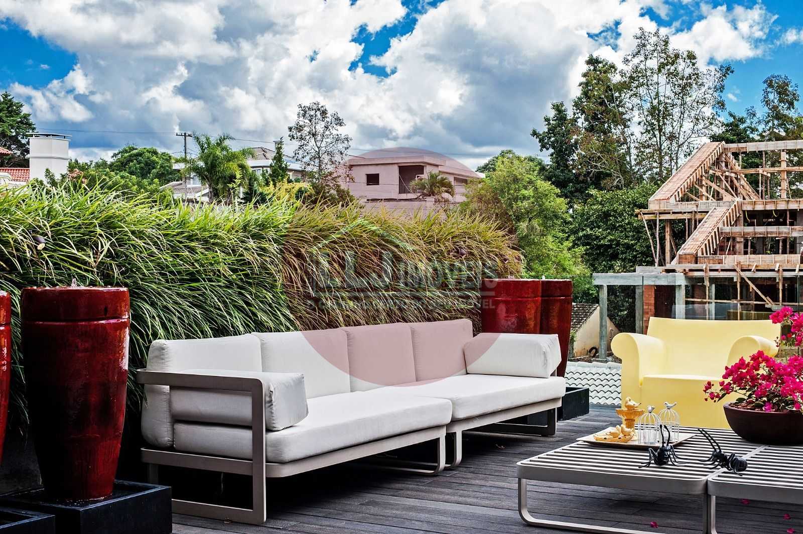 Casa com 4 dormitórios à venda,650.00 m , santo inácio, CURITIBA - PR