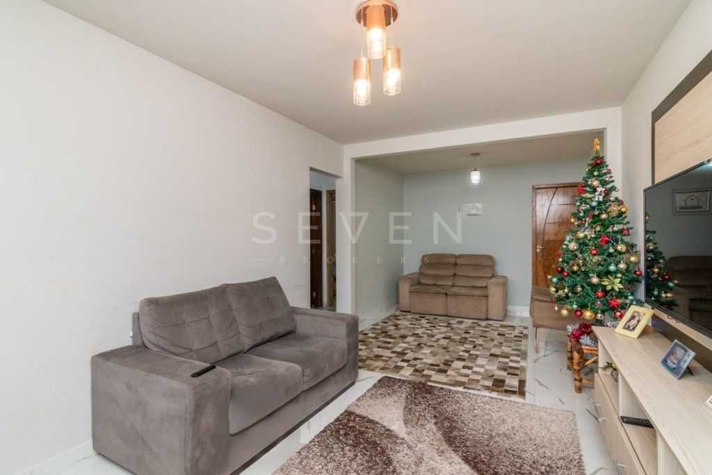 Casa à Venda no Uberaba  3 Dormitórios, Suíte e Terreno Amplo