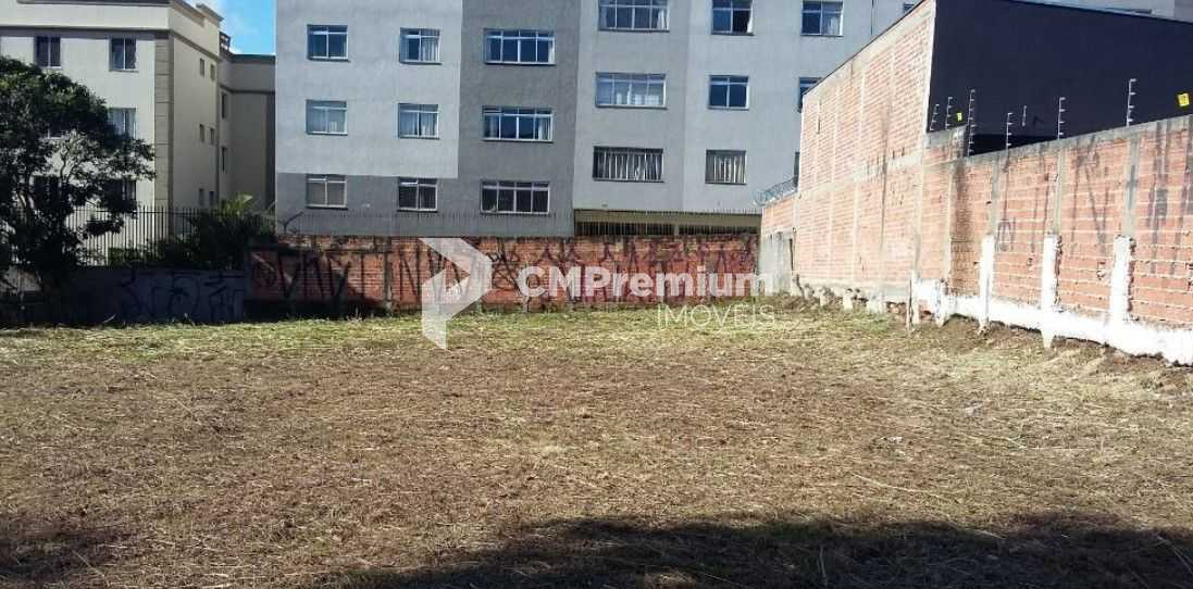 Terreno 880m  no Bairro Portão  Próximo ao Shopping Palladium