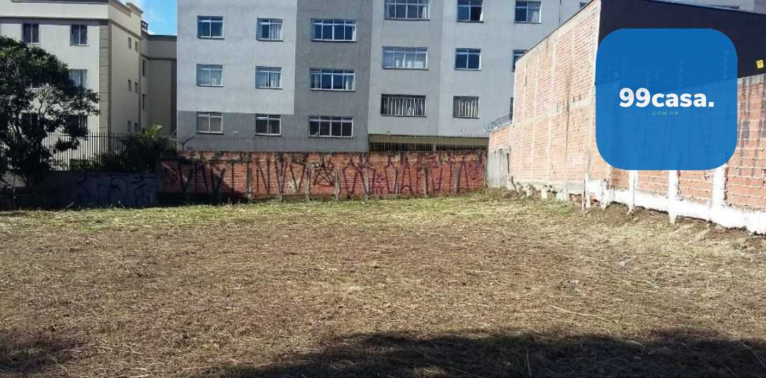 Terreno 880m  no Bairro Portão  Próximo ao Shopping Palladium