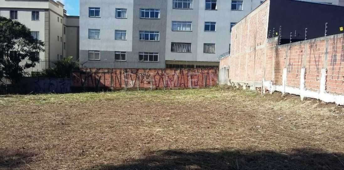 Terreno 880m  no Bairro Portão  Próximo ao Shopping Palladium