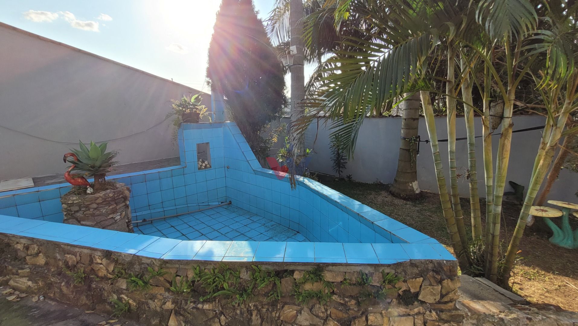 Casa ampla, ensolarada e com quintal no Portão, 4 quartos, sac...