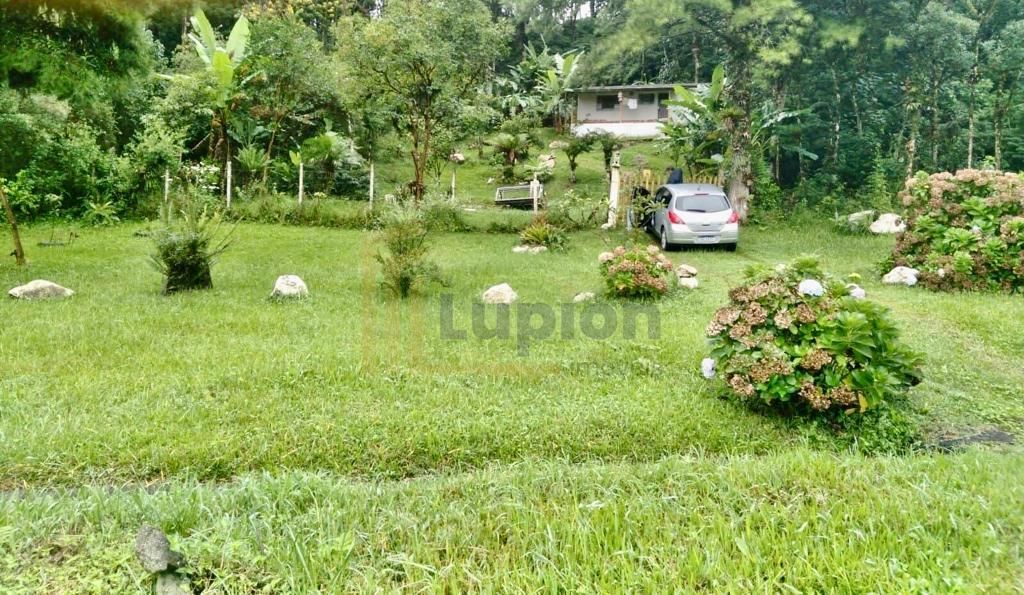 Chácara 915 m  na PR-277 por R 160 mil, ideal para lazer, mora...