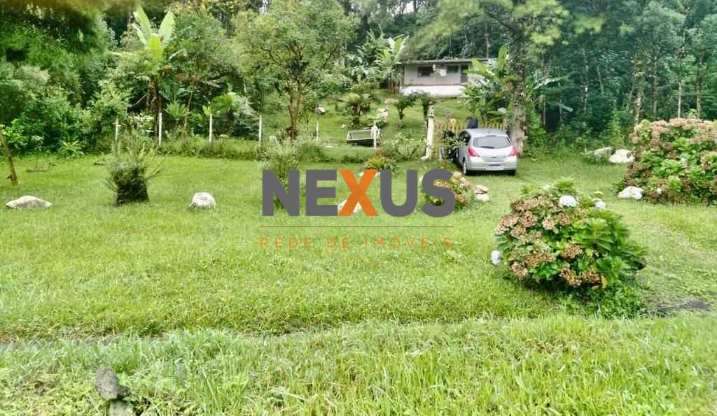 Chácara 915 m  na PR-277 por R 160 mil, ideal para lazer, mora...