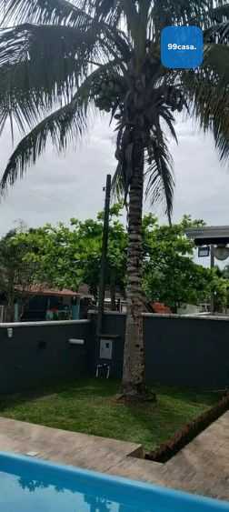 Casa Moderna com Piscina e Churrasqueira  Aceita Permuta em Cu...