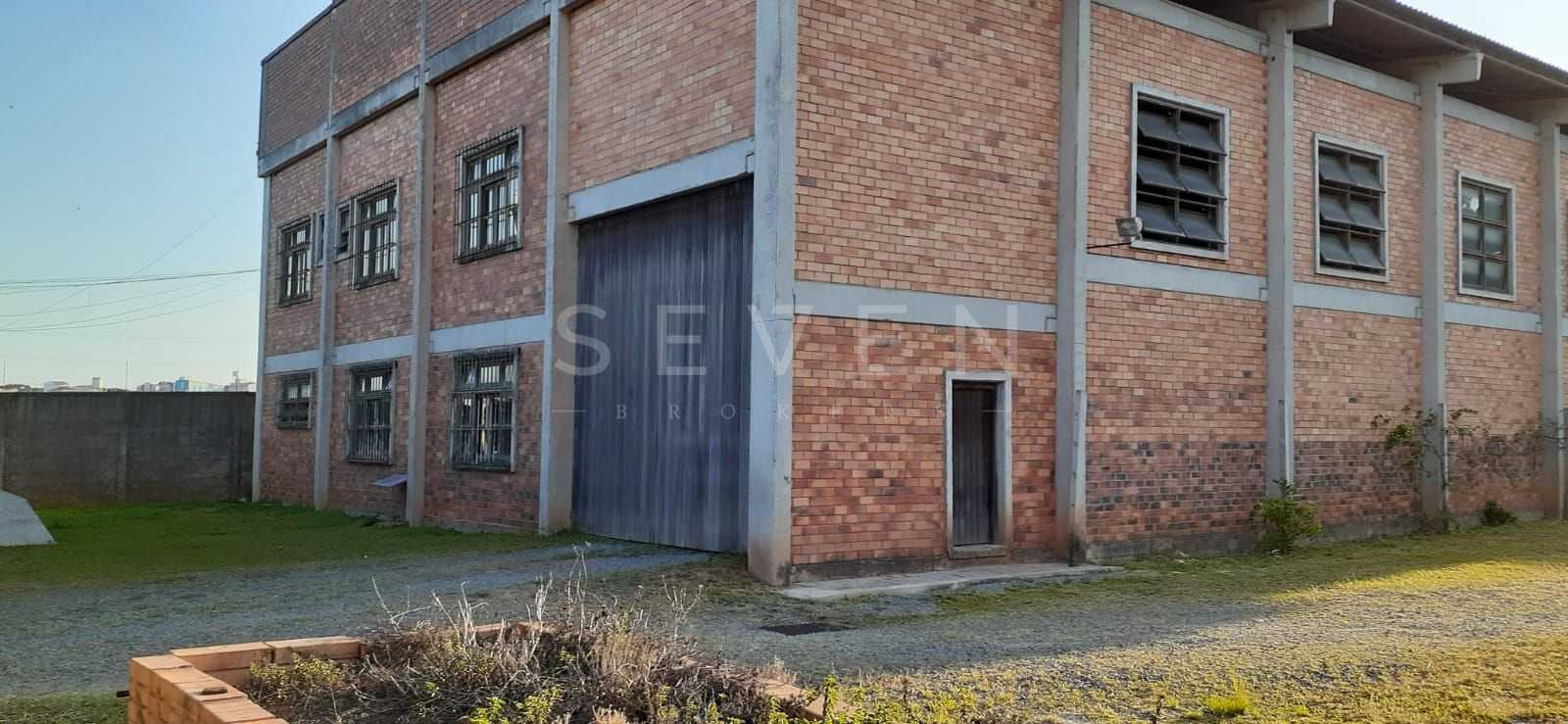 Barracão na Cidade Industrial com 1.075m , Pátio Amplo e Escri...