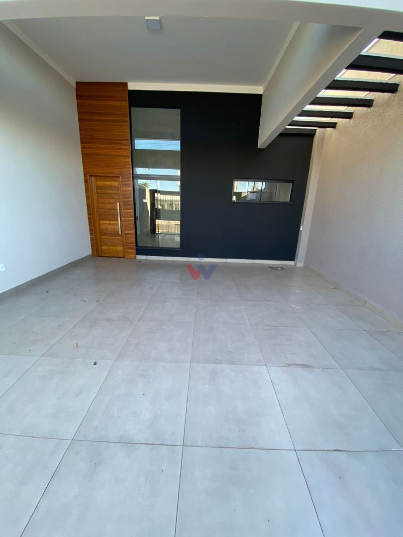 Espaçosa Casa de 3 Dormitórios à Venda no Jardim Três Lagoas  ...