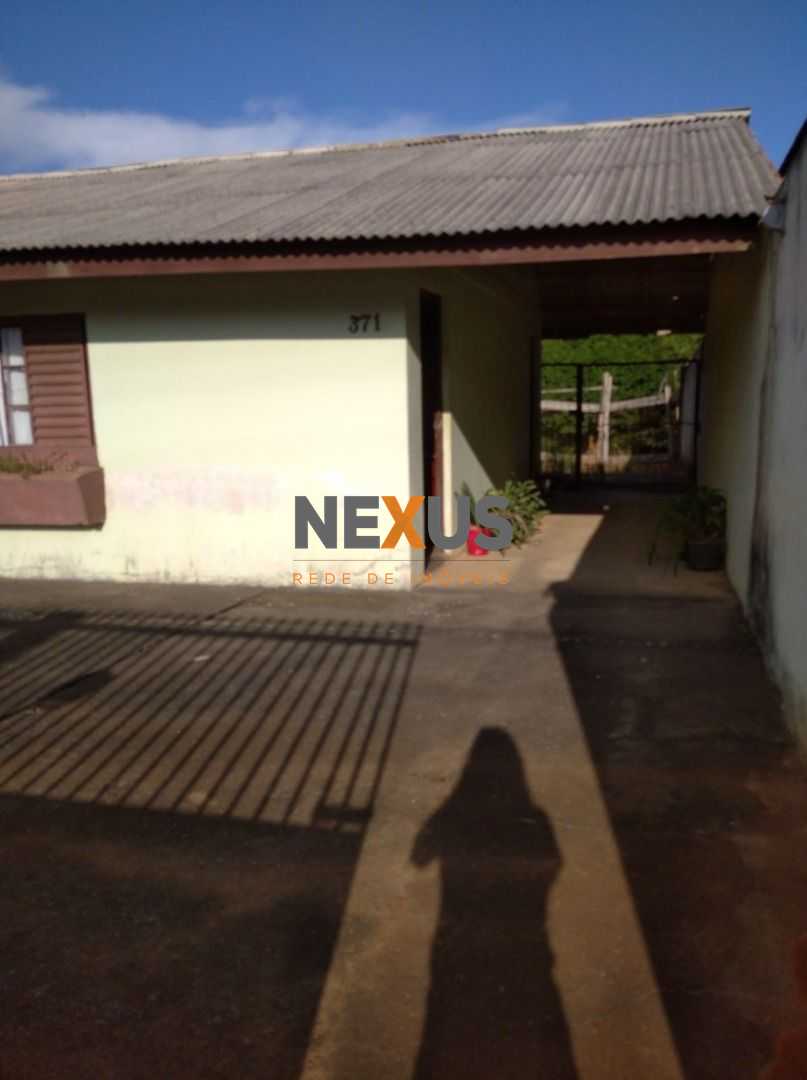 Terreno Amplo com Casa em Alvenaria no Jardim Keli Cristina  O...