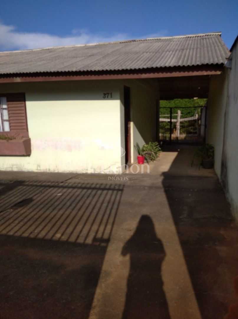 Terreno Amplo com Casa em Alvenaria no Jardim Keli Cristina  O...