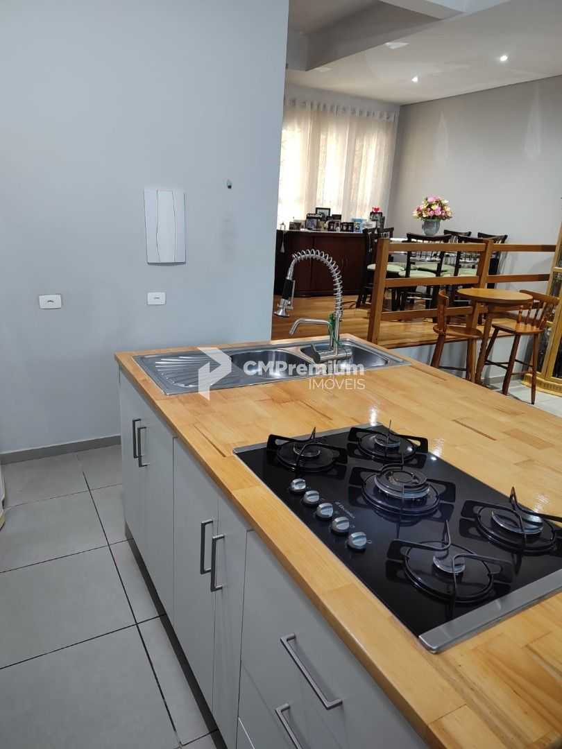 Triplex Moderno de 240m  com 4 Quartos, Ático e Churrasqueira ...