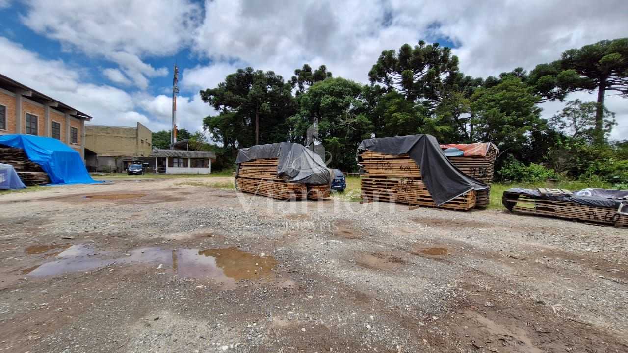 Barracão na Cidade Industrial com 1.075m , Pátio Amplo e Escri...