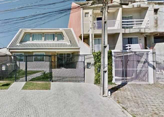 Espetacular Casa à Venda em Curitiba  4 Dormitórios, 2 Suítes,...