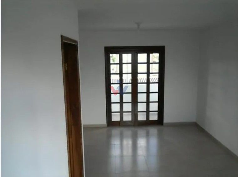 Sobrado 212m  com suíte, sala de festas, churrasqueira e amplo...