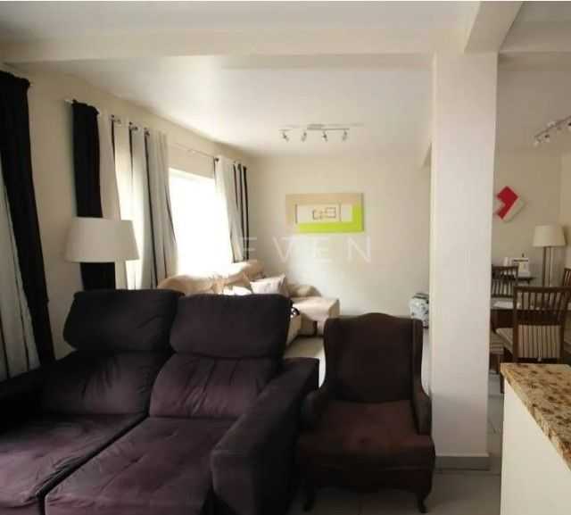 Sobrado 3 Quartos  1 Suíte  em Condomínio Fechado na Av. Kenne...