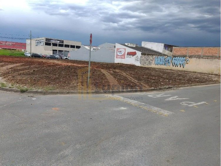 Terrenos Comerciais de Esquina no JD Guaraituba  Colombo, 606,...