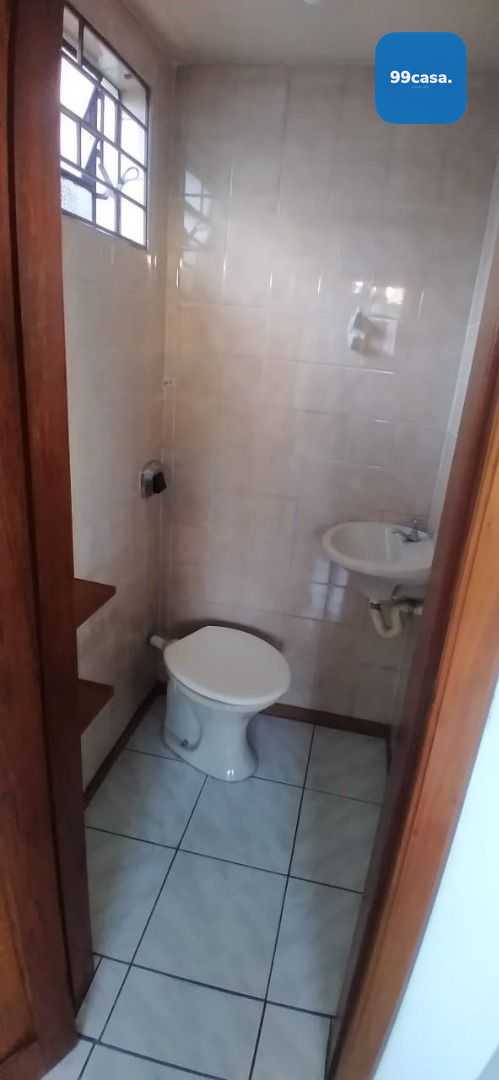 Barracão Comercial à Venda com 600 m  Próximo ao Contorno Sul ...