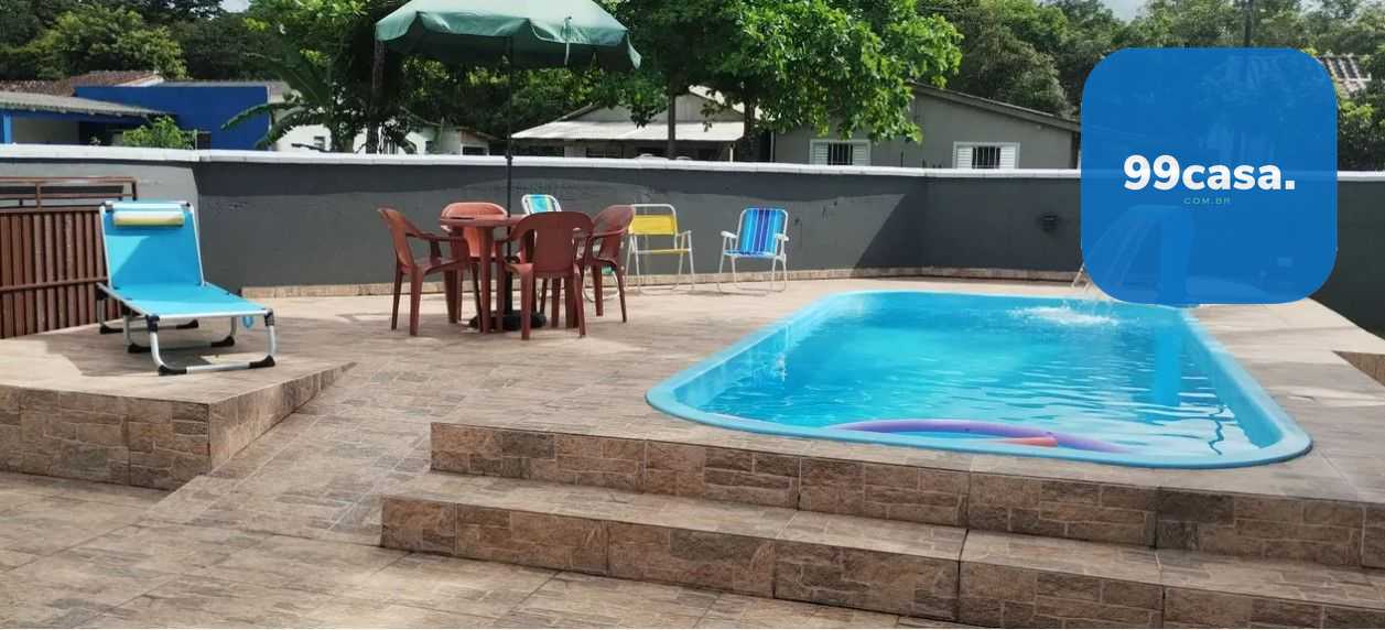 Casa Moderna com Piscina e Churrasqueira  Aceita Permuta em Cu...