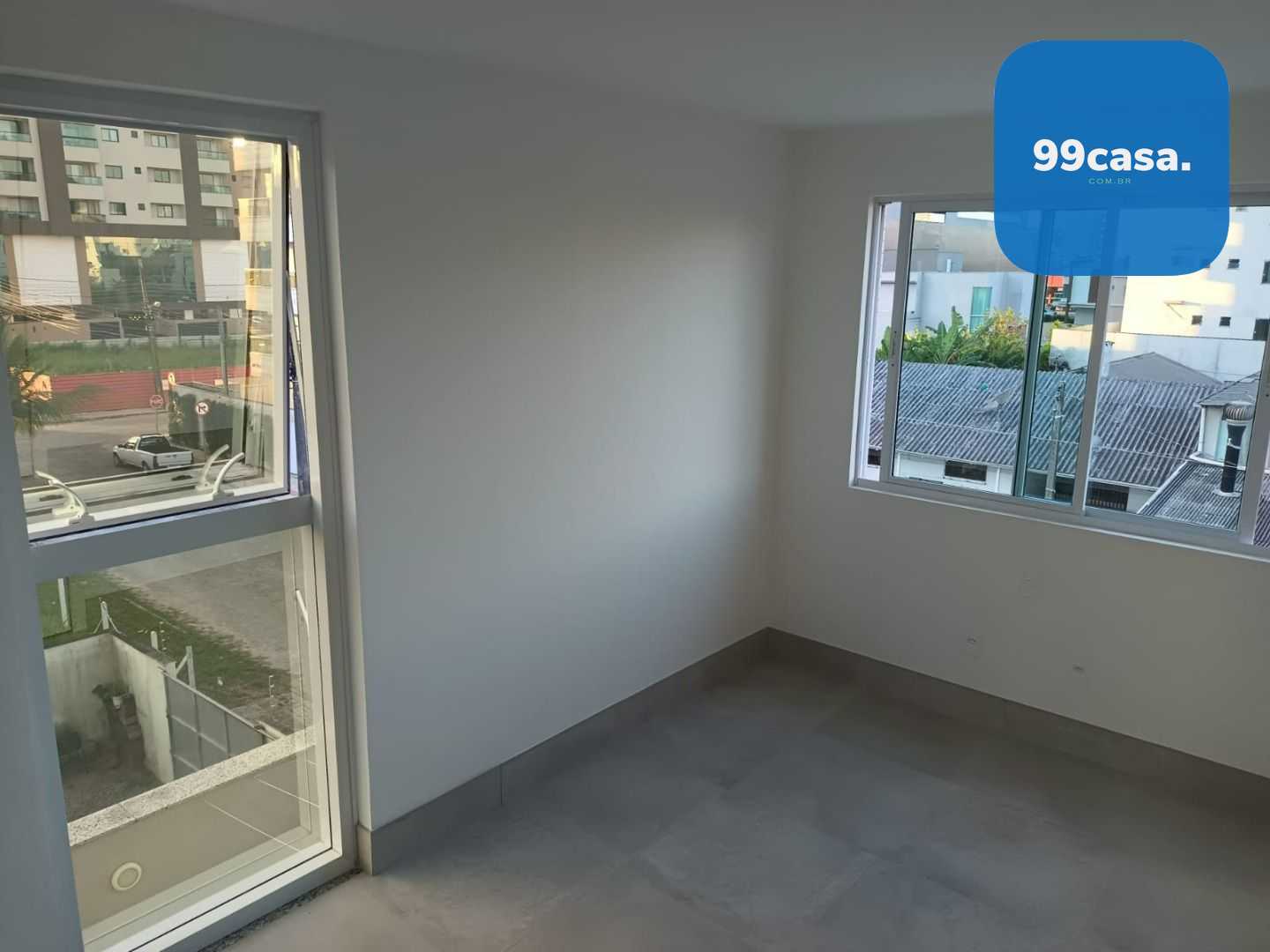 Apartamento com Suíte e Espaço Gourmet no Residencial Zeus  Po...