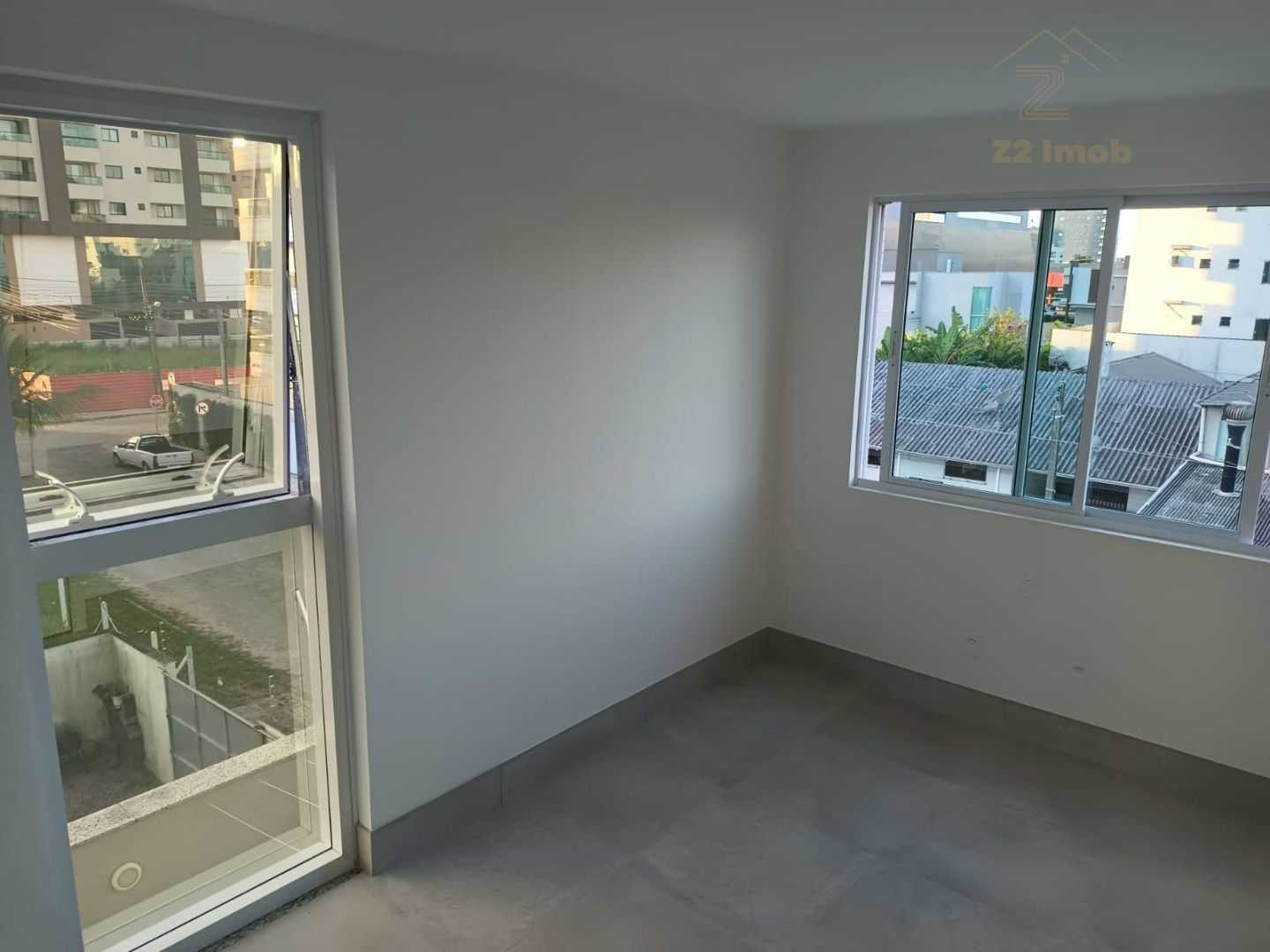 Apartamento com Suíte e Espaço Gourmet no Residencial Zeus  Po...