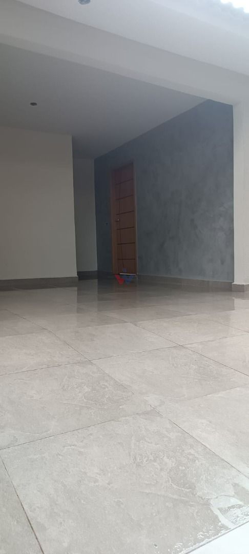 Casa Aconchegante com 3 Dormitórios no Conjunto Itatiaia  Mari...