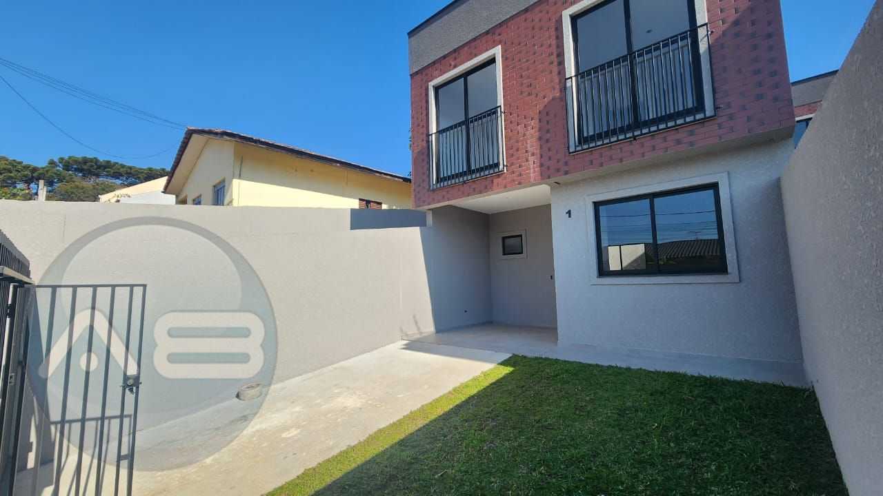 Sobrado à Venda no Santa Cândida  3 Quartos, Suíte e 2 Vagas