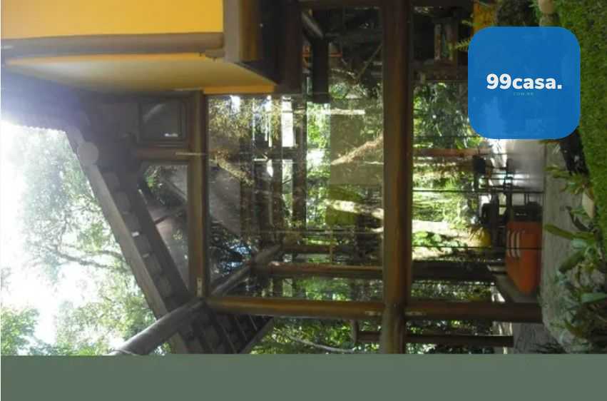 Casa de Alto Padrão em Condomínio Fechado  Quatro Barras PR