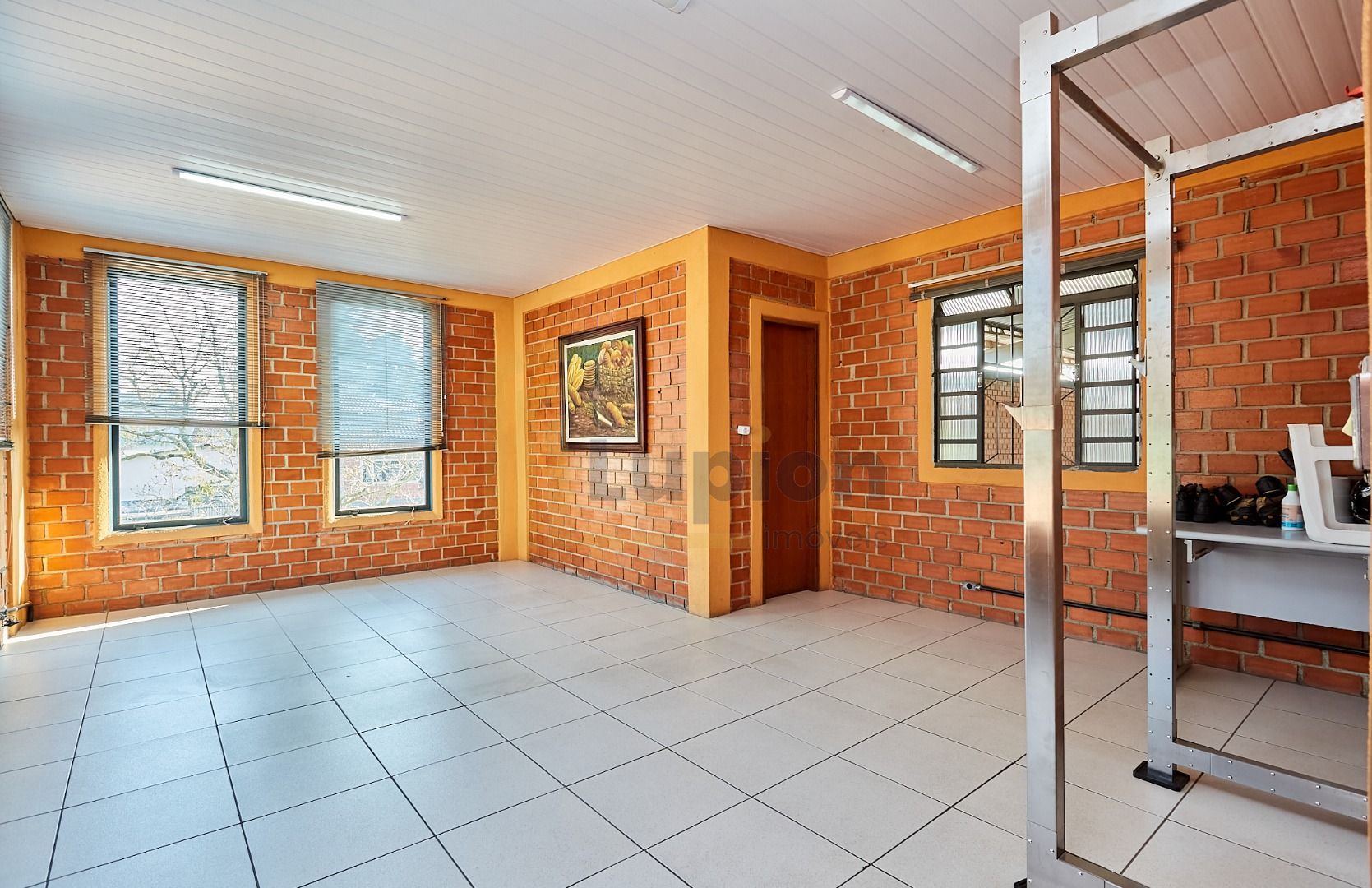 Barracão 500m  em Terreno de Esquina | Localização Estratégica...