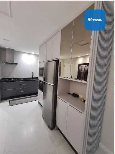 Apartamento Lateral Mar com Vista Definitiva, Reformado e Mobi...