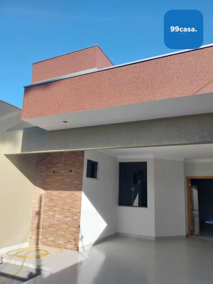 Casa de 3 Dormitórios à Venda em Maringá PR  Jardim Liberdade,...