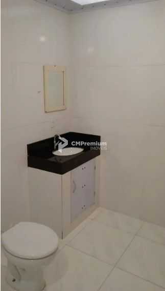 Sobrado 600 m  com Moradia e 5 Salas Comerciais  Oportunidade ...