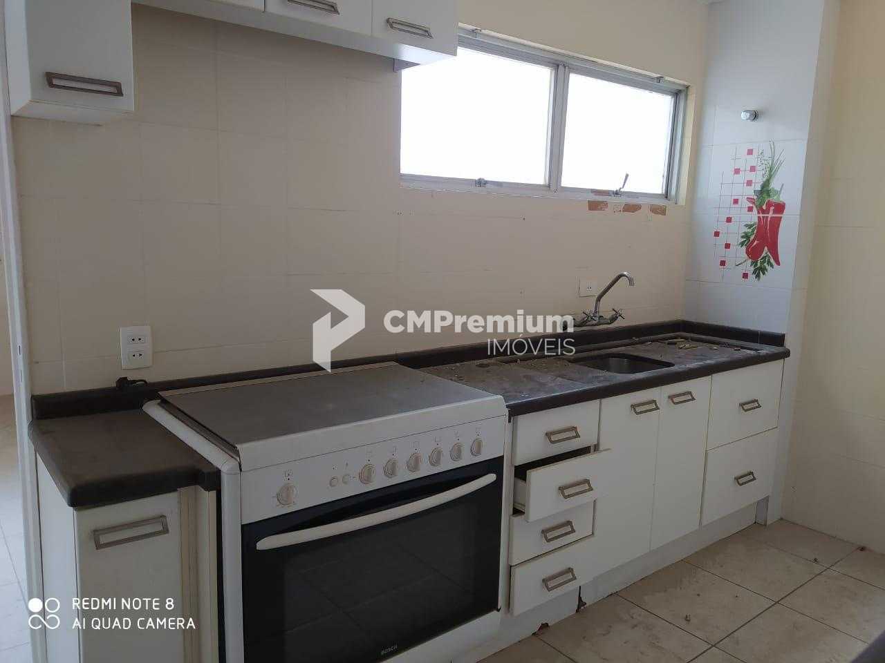 Apartamento Espaçoso no Centro de Curitiba  Andar Alto, 3 Dorm...
