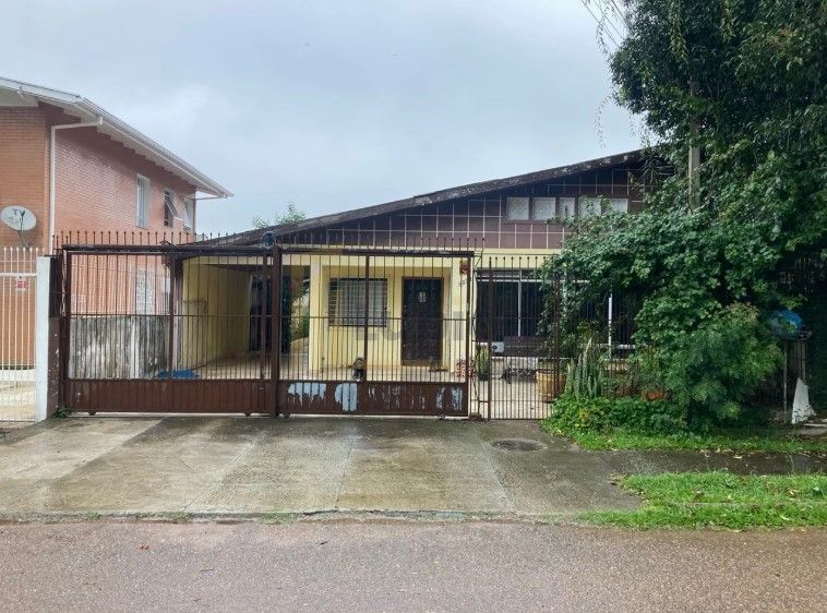 Casa à Venda com 4 Quartos, Edícula Completa e Ampla Área em T...