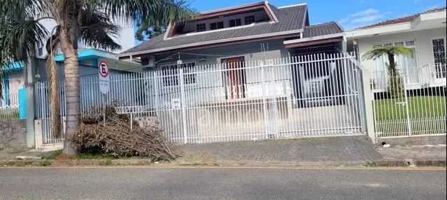 Excelente Casa à Venda a 80m do Parque Jardim Botânico  4 Quar...