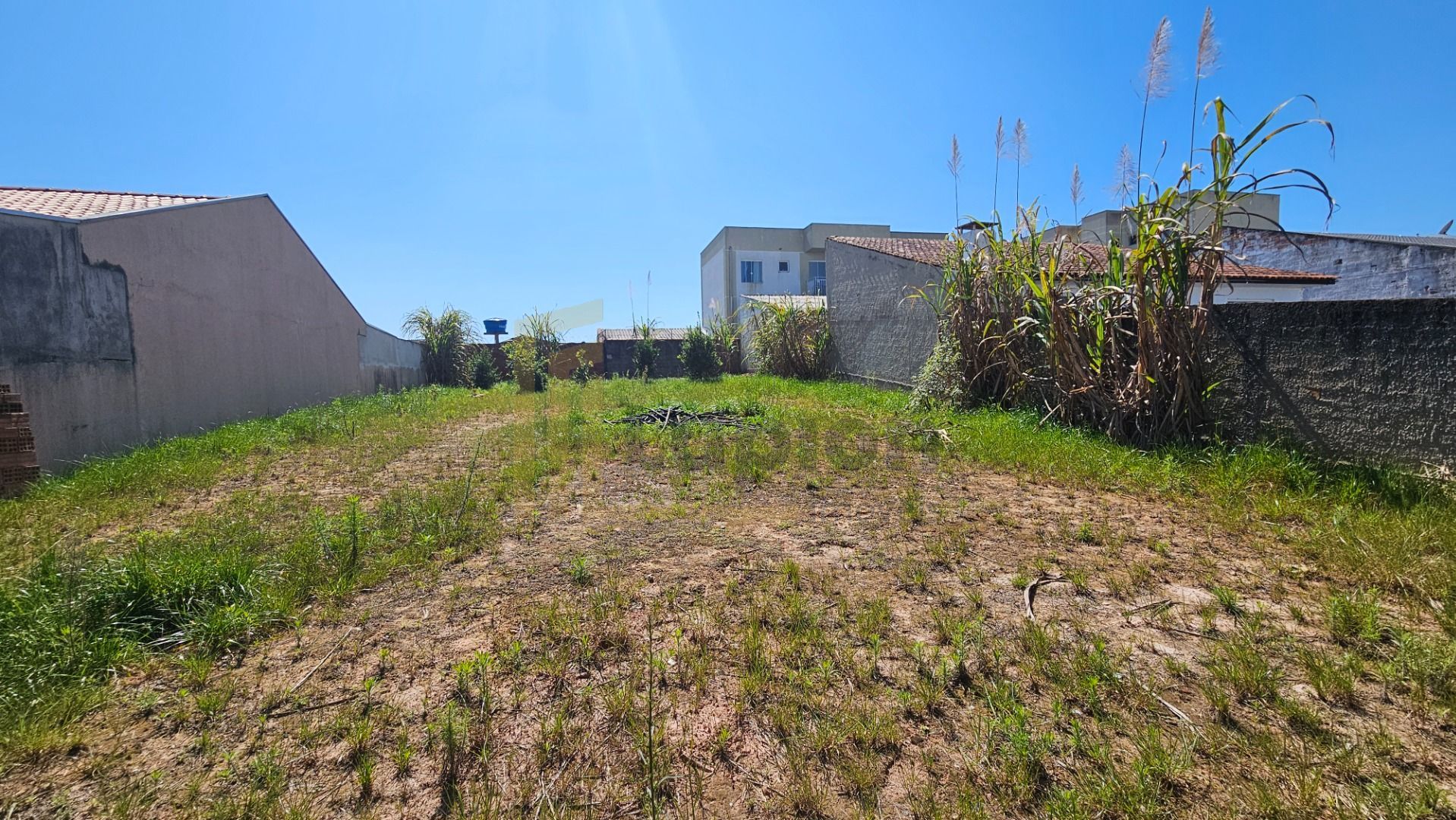 Terreno plano com 390m  em ótima localização  oportunidade imp...