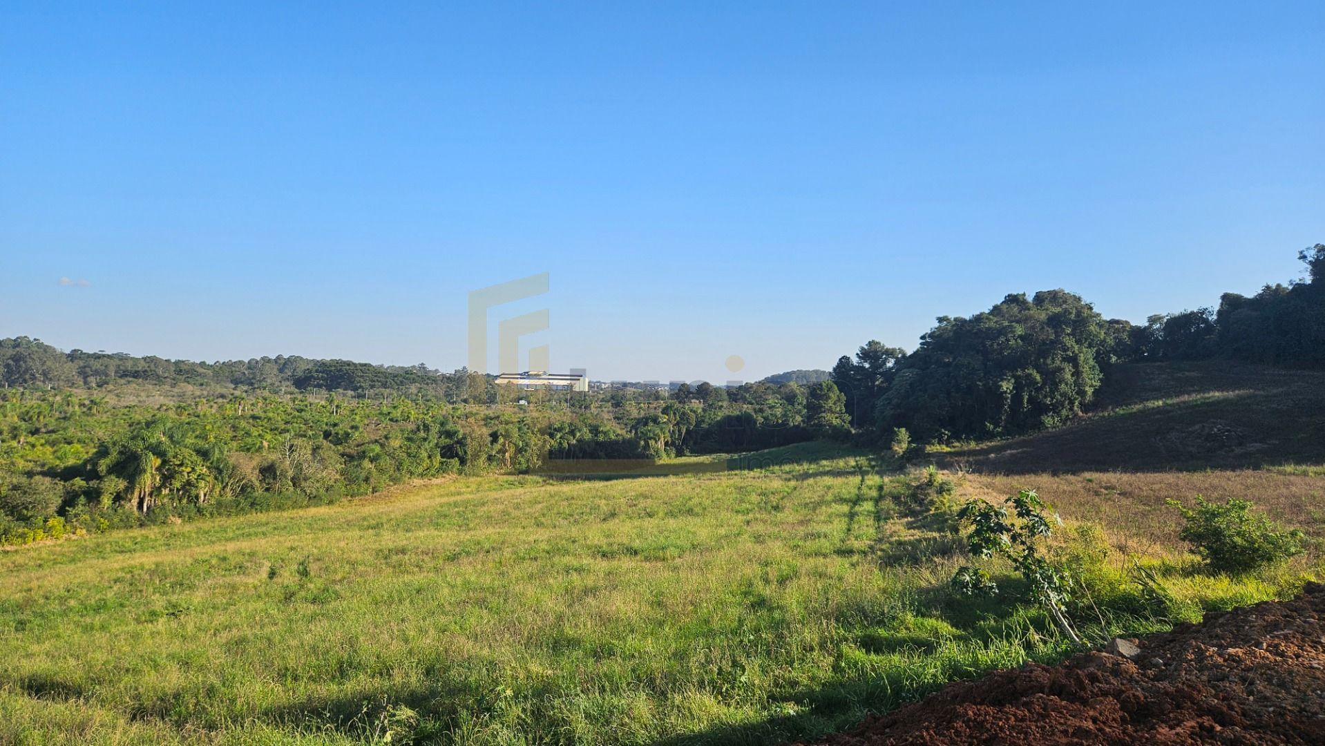 Área Industrial em Araucária  73.306m  Frente PR-423 com Poten...