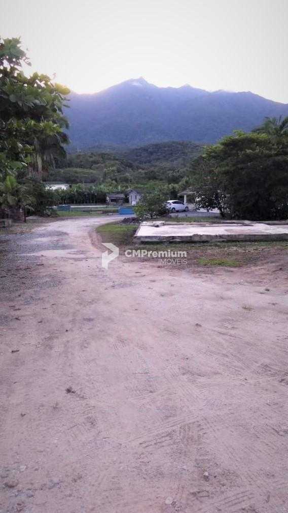 Terreno 9.353 m  em Garuva SC com acesso à BR-101  Ideal para ...
