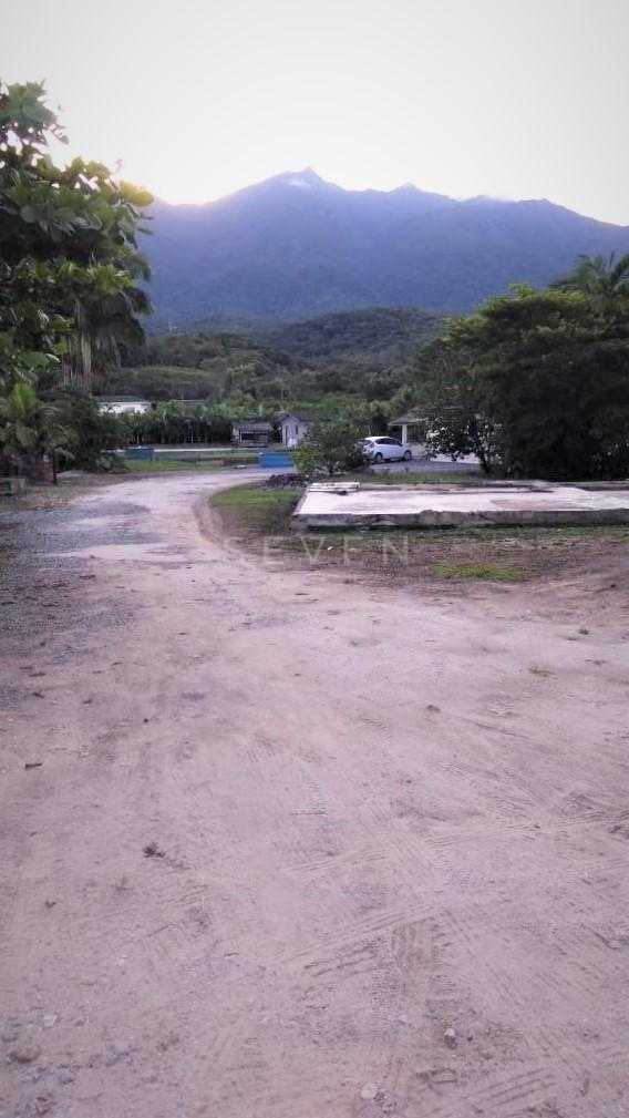 Terreno 9.353 m  em Garuva SC com acesso à BR-101  Ideal para ...