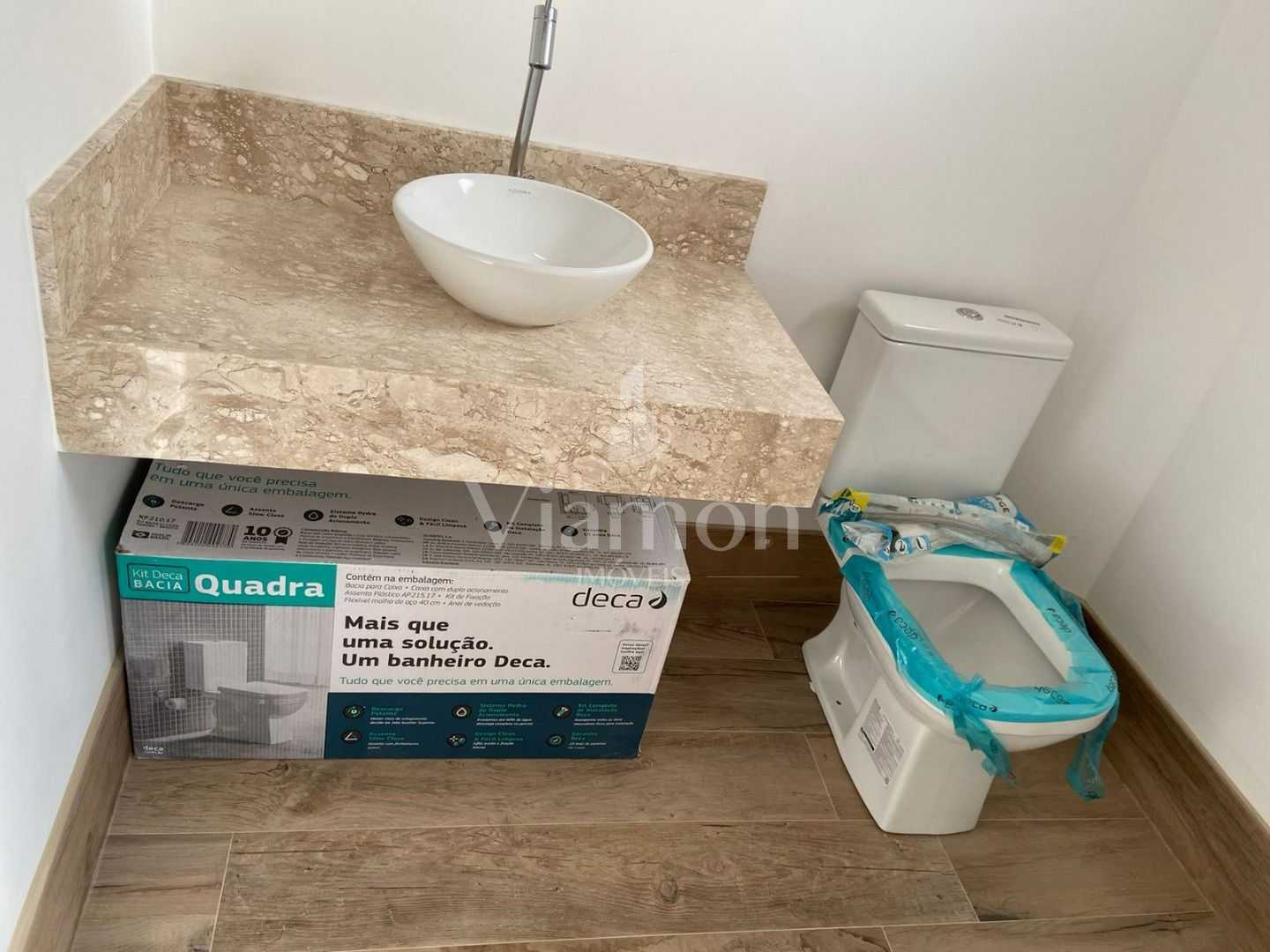 Sobrado Alto Padrão 270m  no Abranches  5 Quartos, Suíte, Gara...