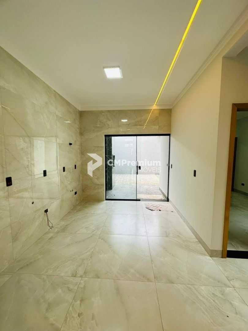 Casa Moderna e Sofisticada à Venda no Loteamento Madrid  3 Dor...