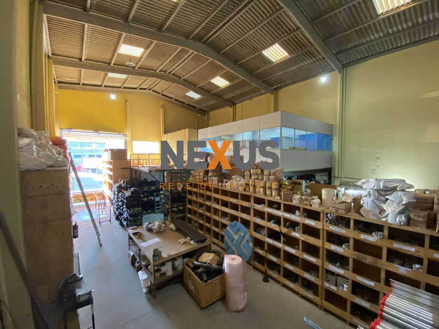 Barracão no Boqueirão com Locatário Ativo  Renda Garantida e I...