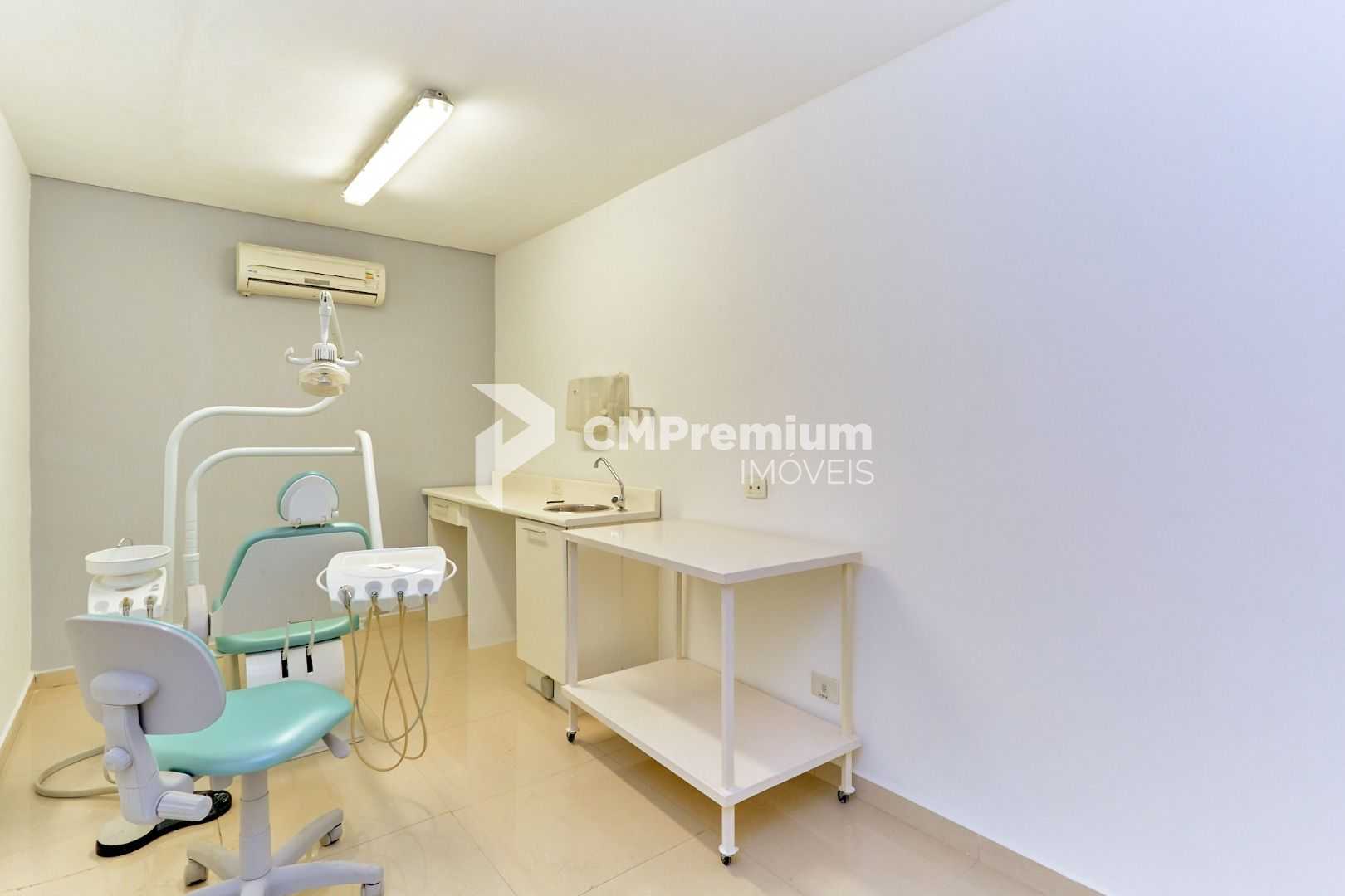 Prédio Comercial de Prestígio no Coração de Curitiba  850 m 