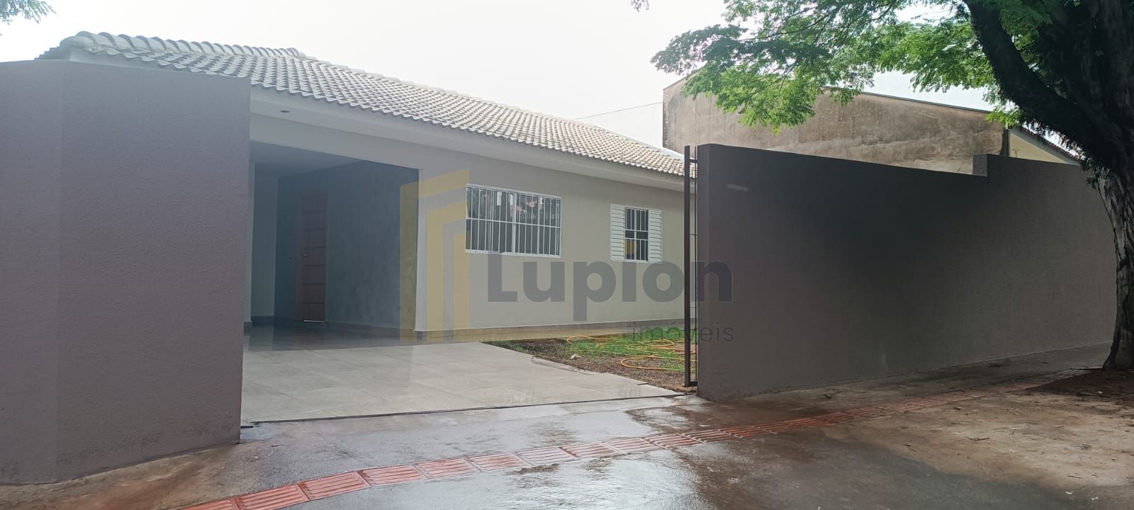 Casa Aconchegante com 3 Dormitórios no Conjunto Itatiaia  Mari...